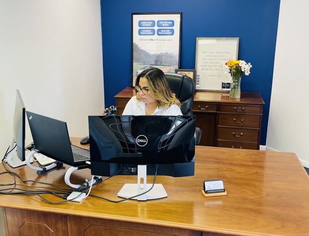 Images Isabel Acevedo: Allstate Insurance