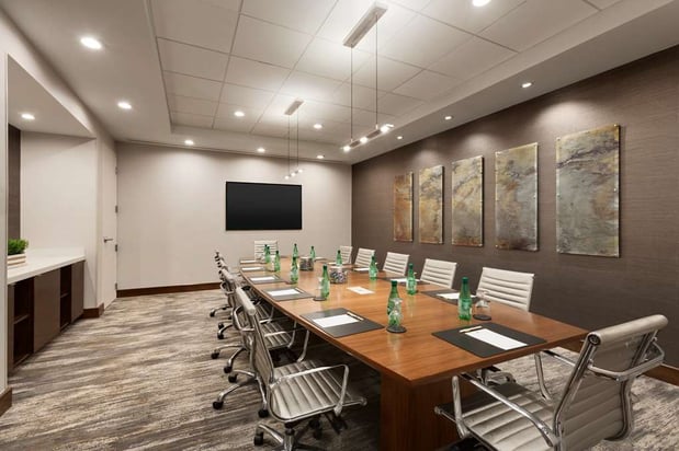 Images DoubleTree by Hilton Hotel Hartford - Bradley Airport