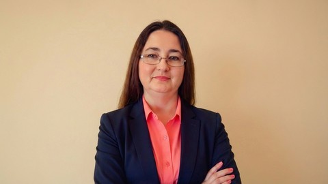 Photo of Lora Araujo