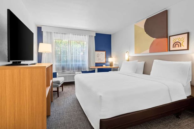 Images Spark by Hilton Modesto