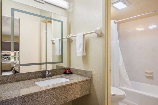 Images SureStay by Best Western Sarasota Lido Beach