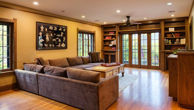 Images Van Westenberg Partners & KW Advantage Realty