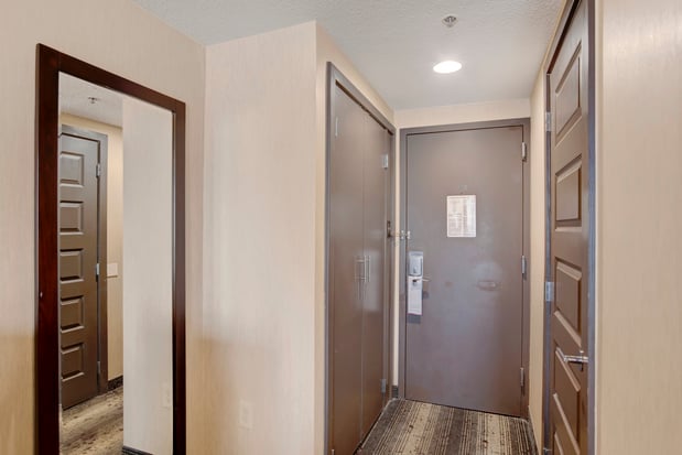 Images Crowne Plaza Harrisburg-Hershey by IHG