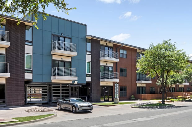 Images Camden Henderson Apartments