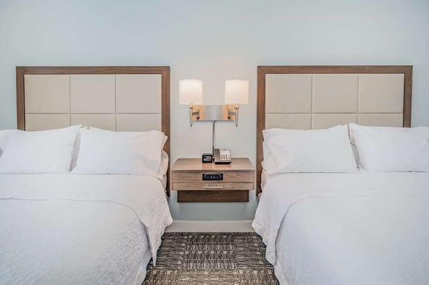 Images Hampton Inn & Suites Panama City Beach-Beachfront