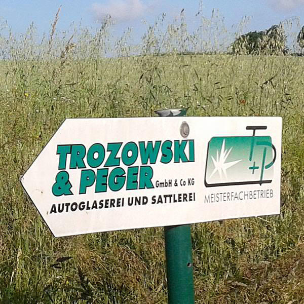Bilder Autoglaserei Trozowski & Peger GmbH & Co. KG Servicepoint b. Auto-Thomas & Classic-Garage