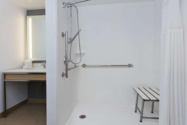 Images Hilton Garden Inn Birmingham/Lakeshore Drive