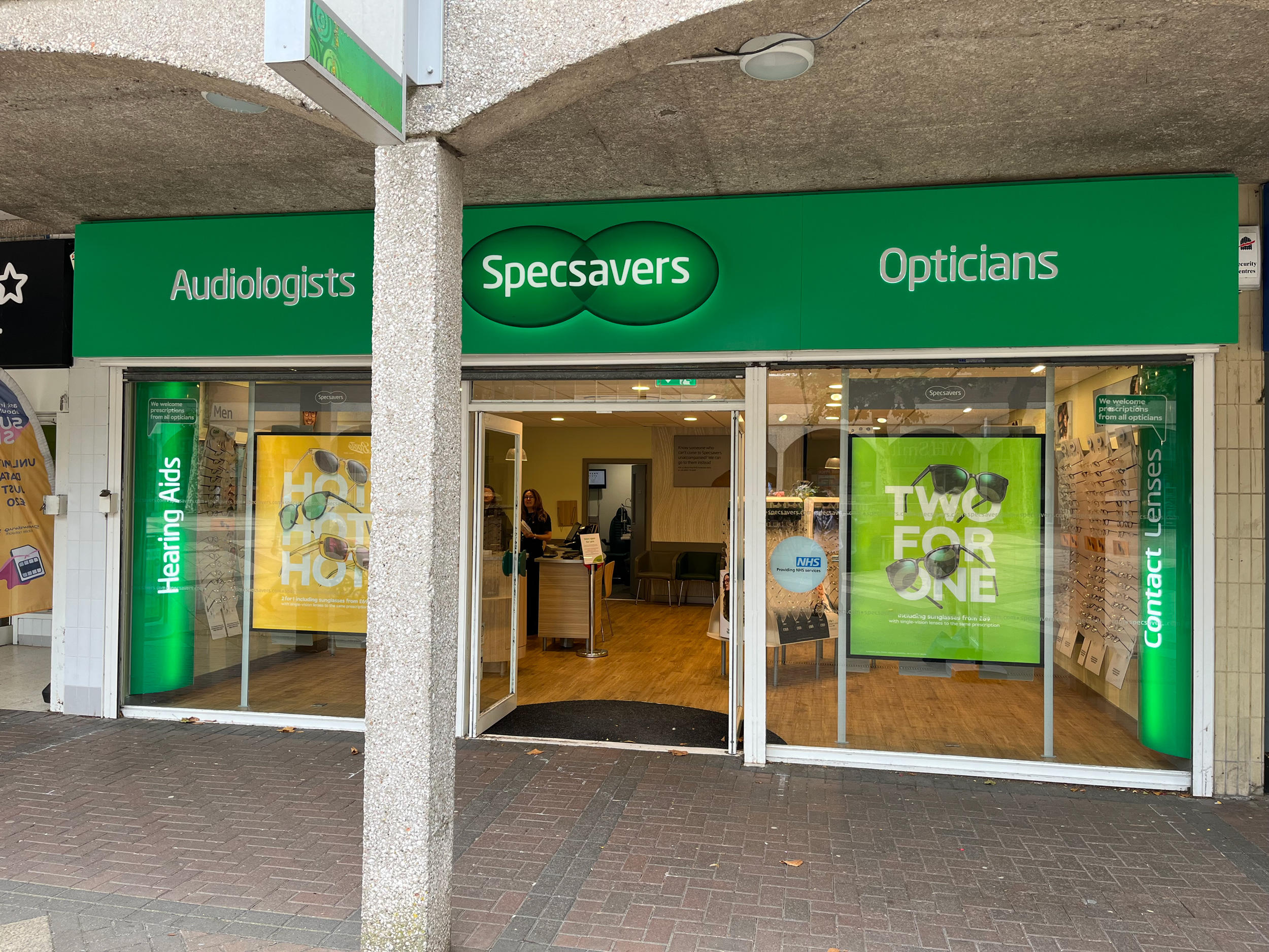 Specsavers Opticians and Audiologists - Nailsea Specsavers Opticians and Audiologists - Nailsea Nailsea 01275 850950