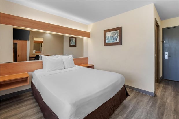 Images SureStay by Best Western Sacramento South Natomas