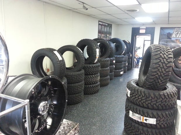 Images King’s Tire (King's Custom Wheels, LLC)