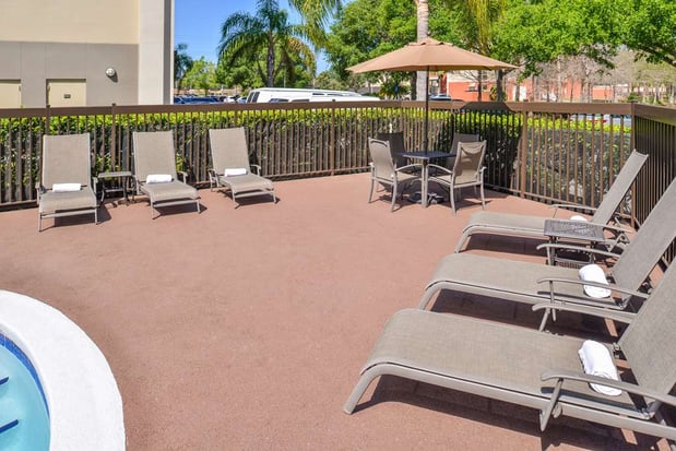 Images Hampton Inn closest to Universal Orlando