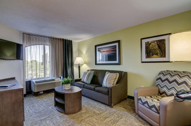 Images Candlewood Suites Richmond - West Broad by IHG