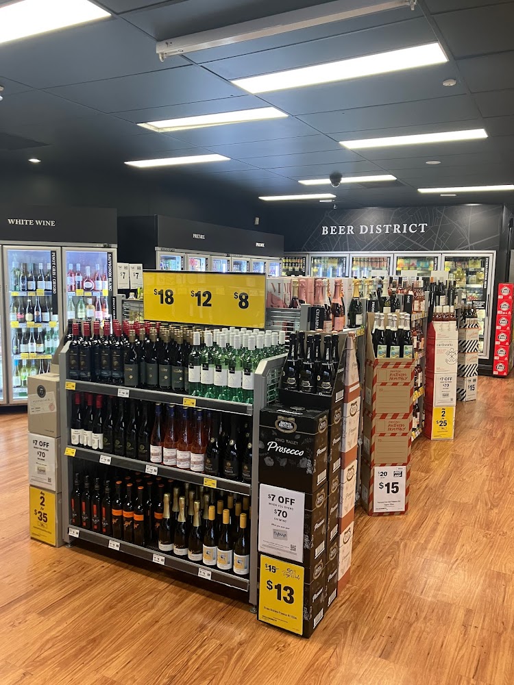 Images Liquorland Treetops Plaza