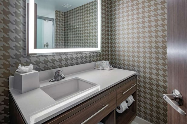 Images Home2 Suites by Hilton Omaha I-80 at 72nd Street
