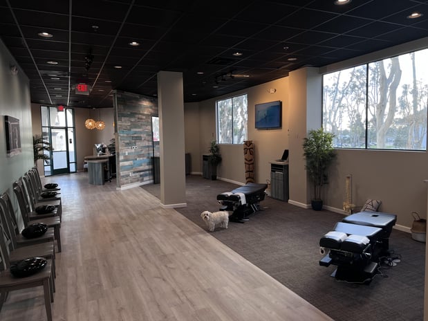Images 100% Chiropractic - Costa Mesa