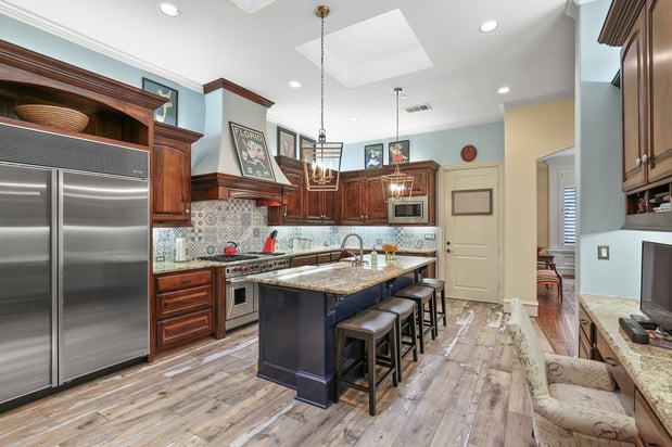 Images John J. Canterbury III | Allie Beth Allman & Associates