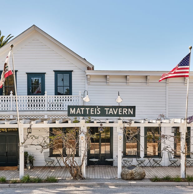 Images The Inn at Mattei's Tavern, Auberge Collection