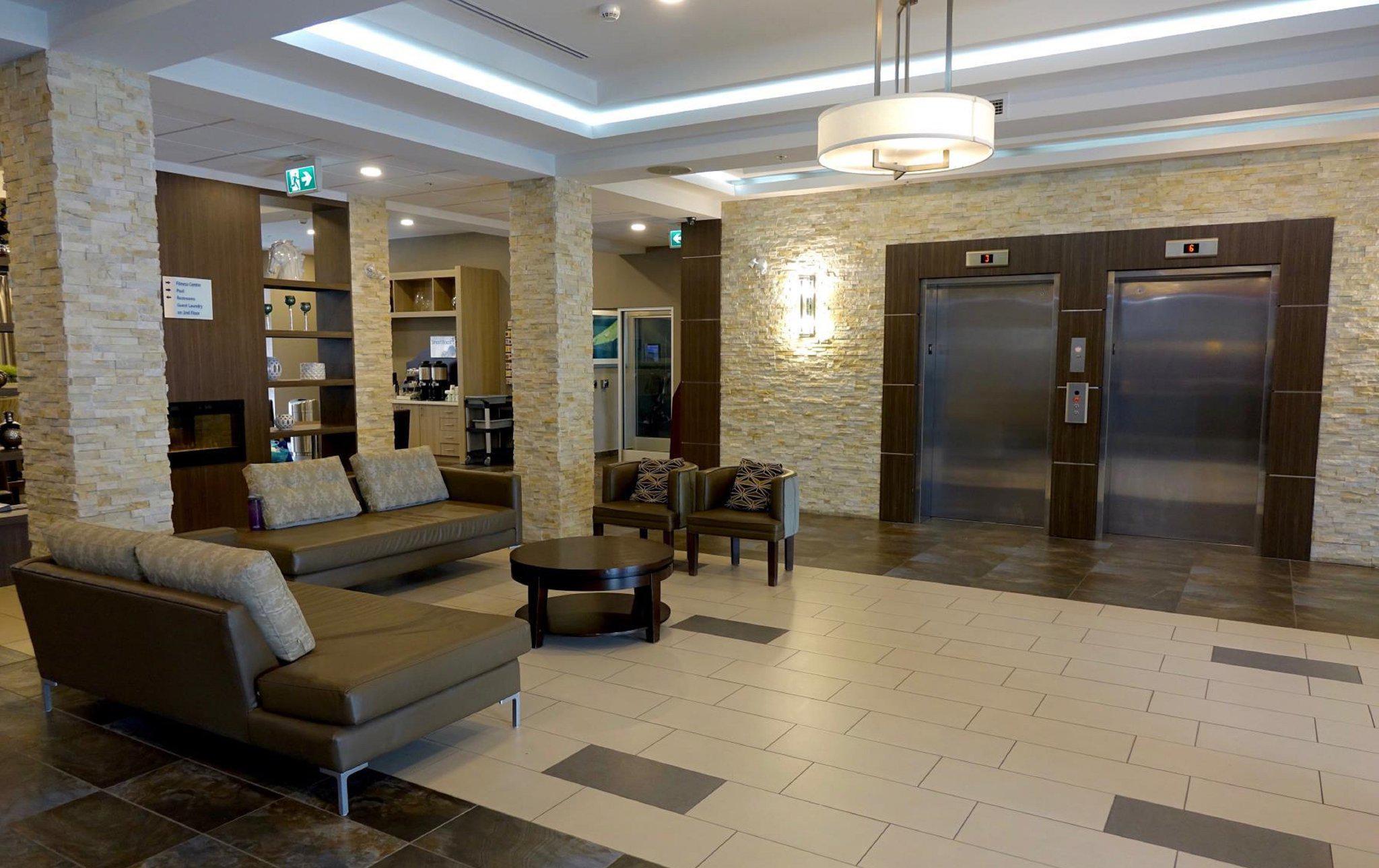 Images Holiday Inn Express & Suites Oshawa Downtown - Toronto Area, an IHG Hotel