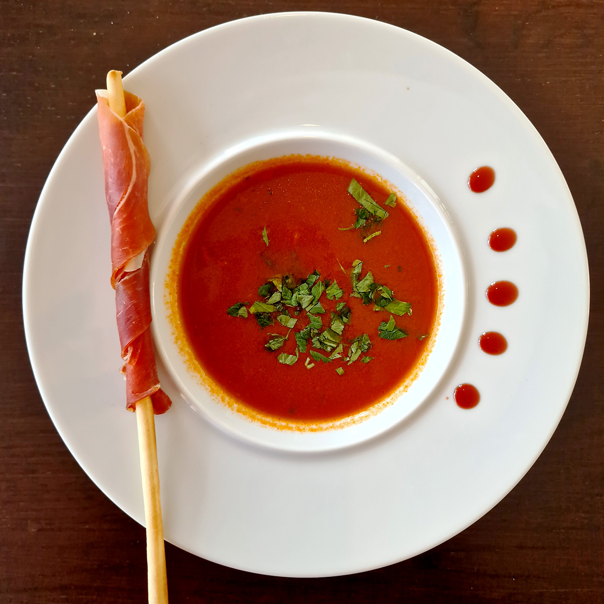 Mediterrane Tomatensuppe