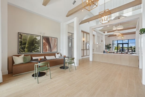 Images Alton LakeHouse