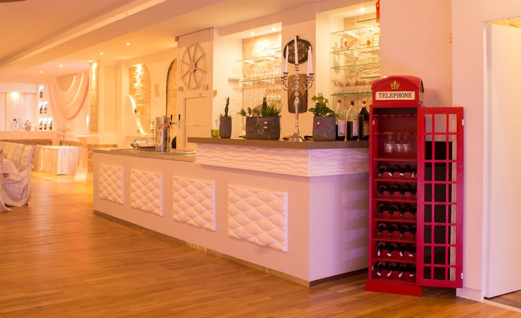 Akropolis - Zur Krone, Hauptstraße 5 in Sennfeld