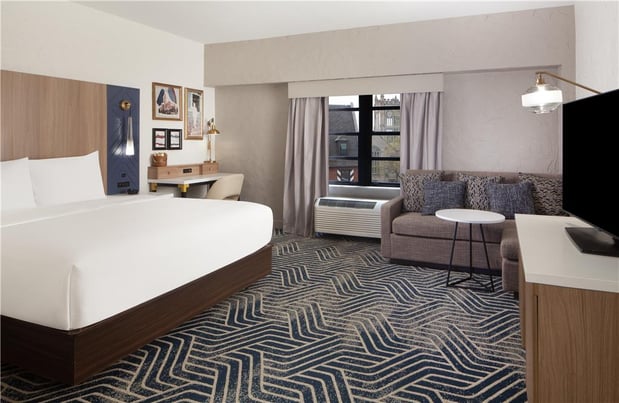 Images Hotel Royer Urbana Champaign, Tapestry Collection by Hilton