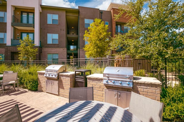 Images The Landing at Centreport Apartments