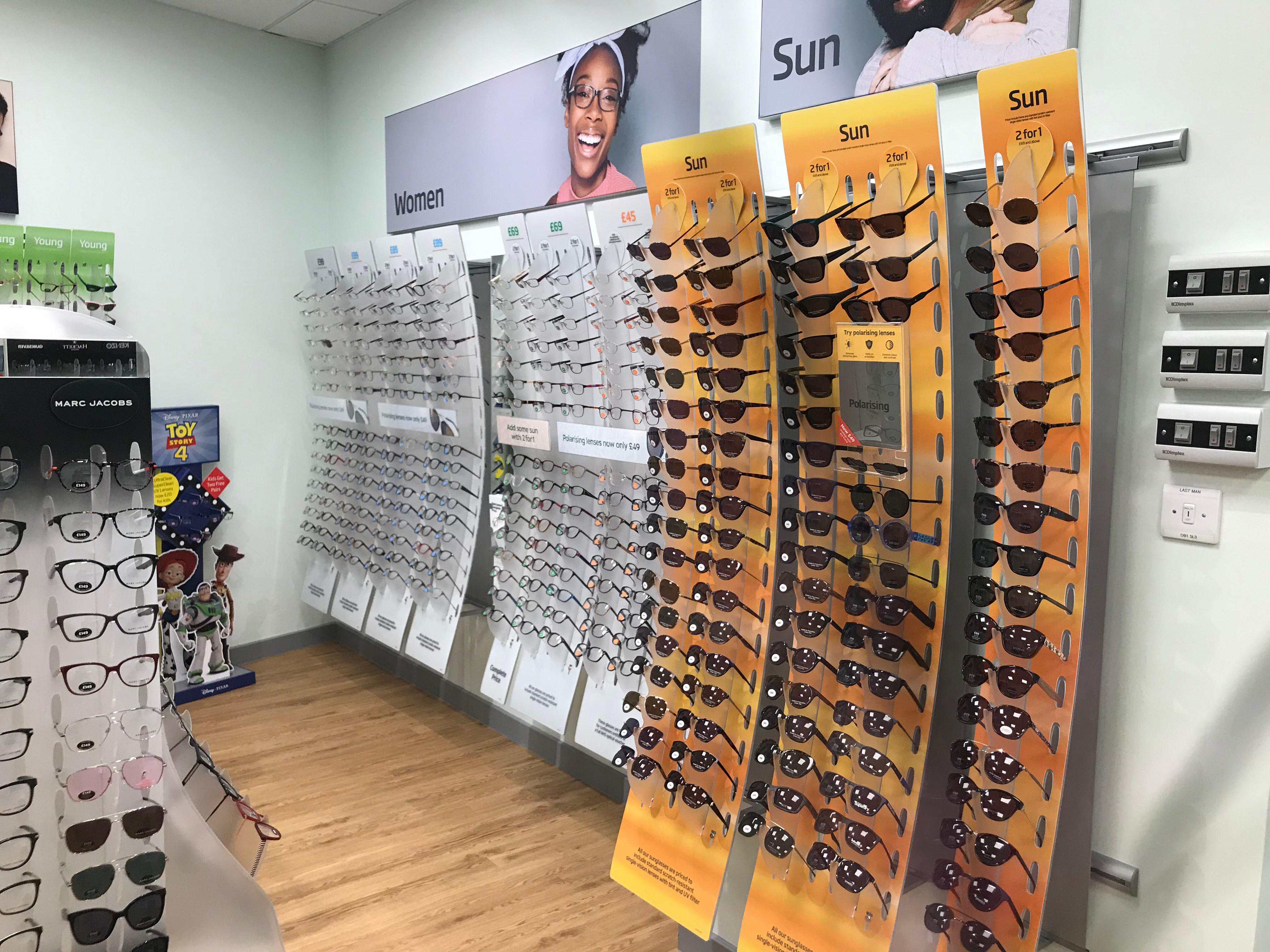 Specsavers Opticians and Audiologists - Colne Sainsbury's Colne 01282 868816