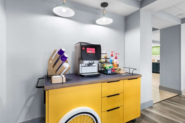 Images Spark by Hilton Calhoun