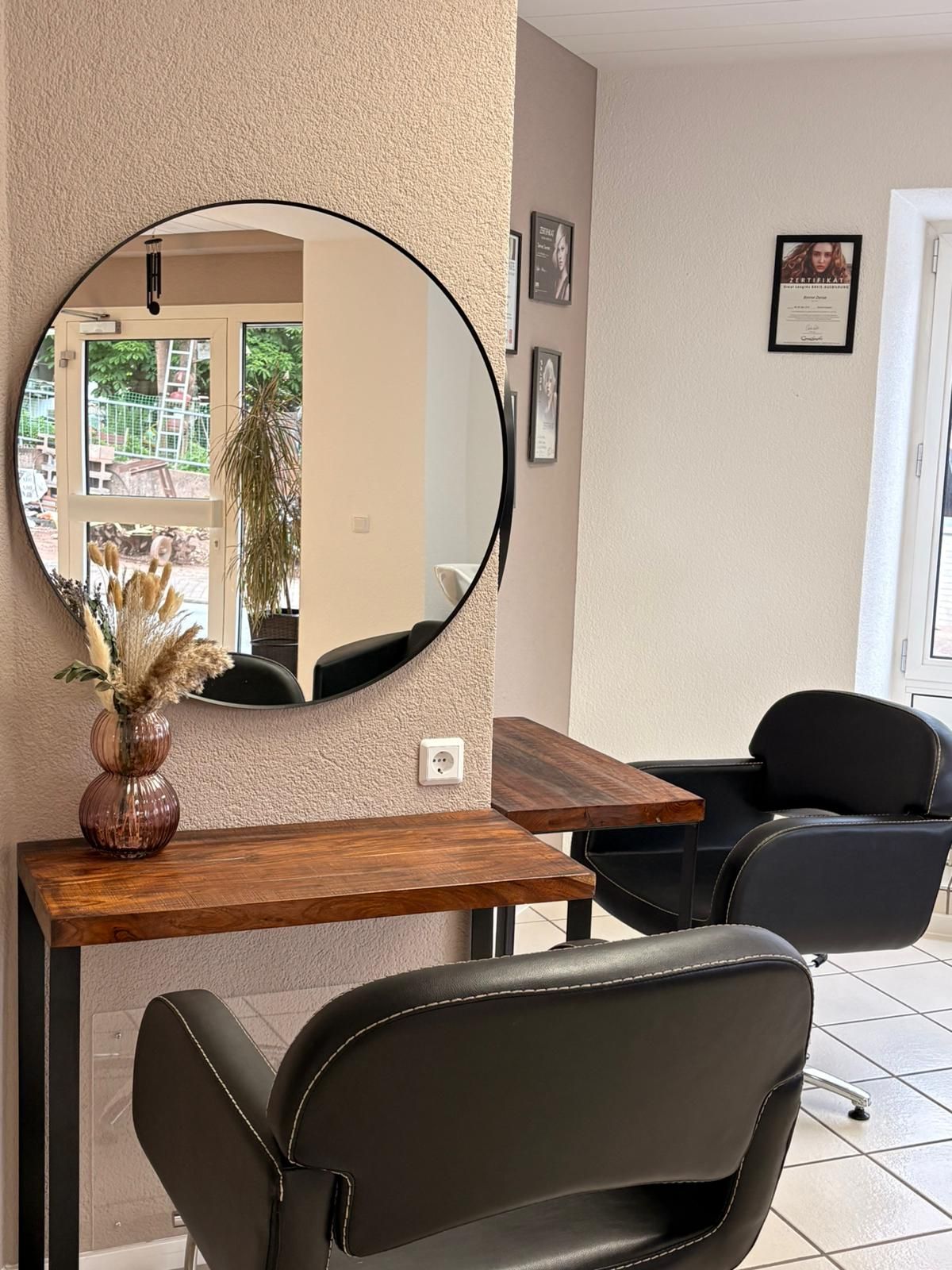 Friseursalon Denise Bonner, In der Humes 52 in Eppelborn