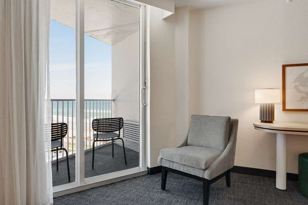 Images Spark by Hilton Ormond Beach Oceanfront