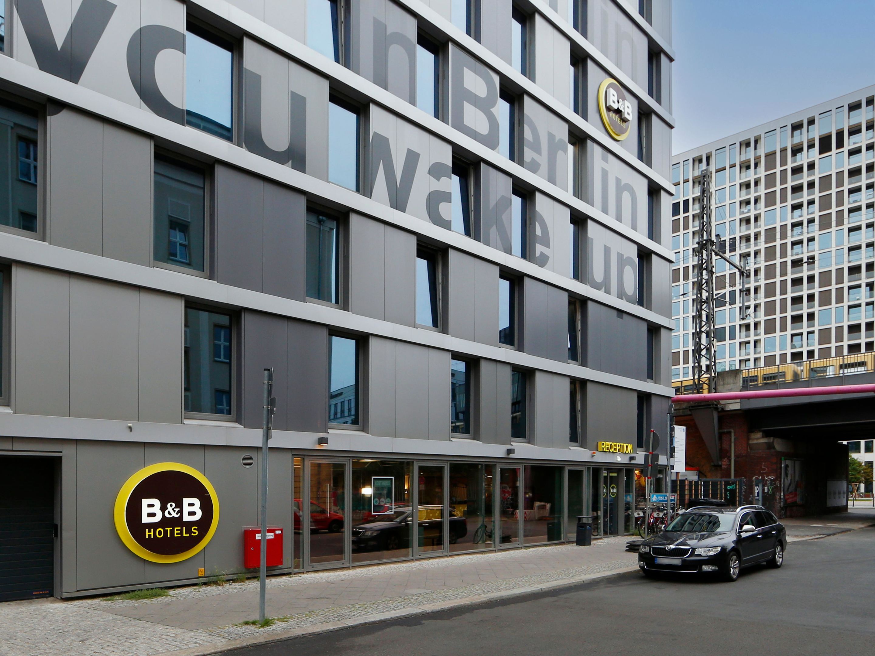 Kundenbild groß 1 B&B HOTEL Berlin-Alexanderplatz