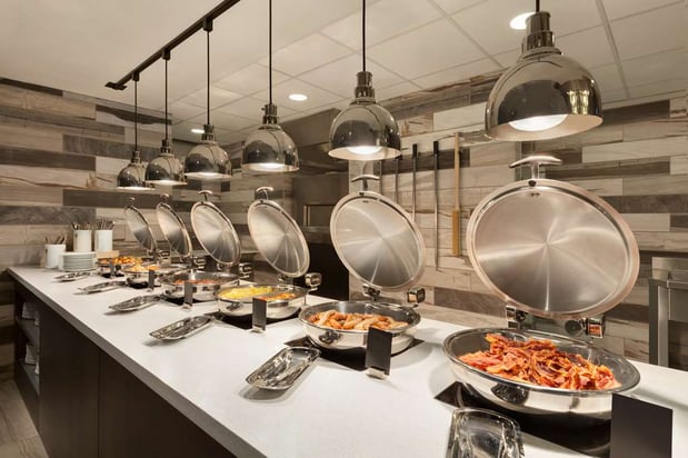 Images Embassy Suites by Hilton San Antonio Brooks Hotel & Spa