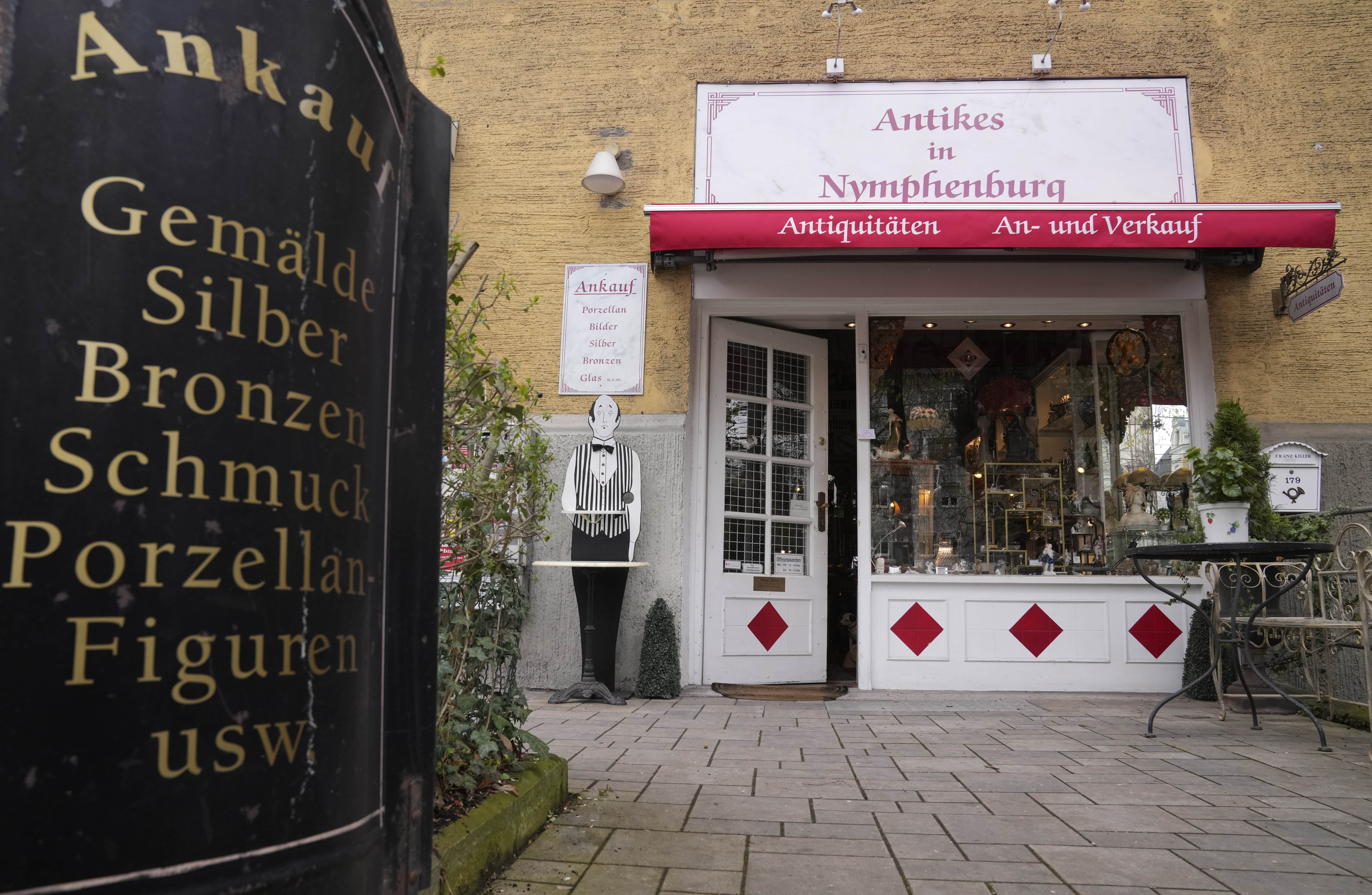 Kundenbild groß 26 Antiquitäten  | Antikes in Nymphenburg Franz Killer | München
