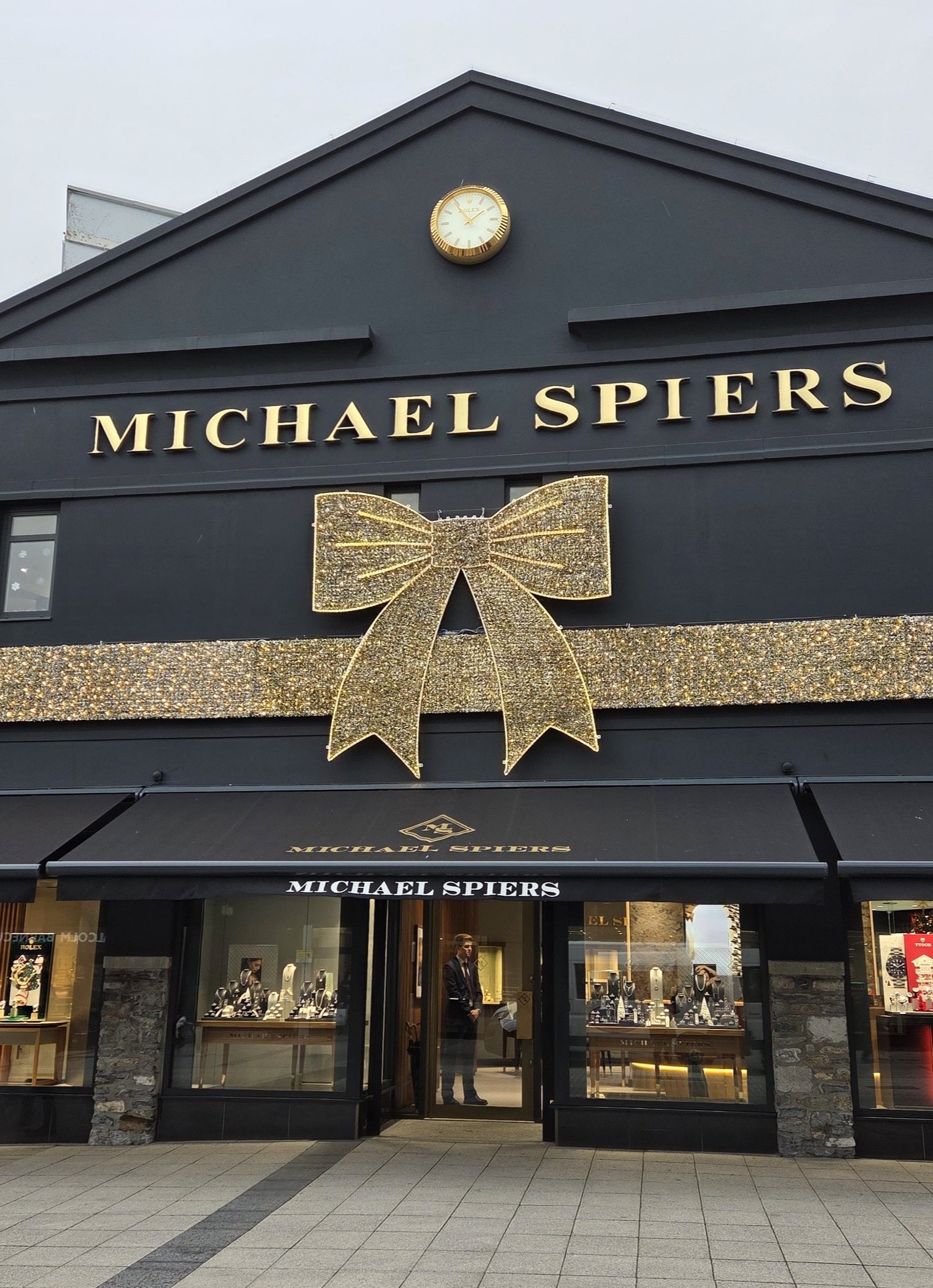 Michael Spiers Plymouth Showroom with a Christmas Bow