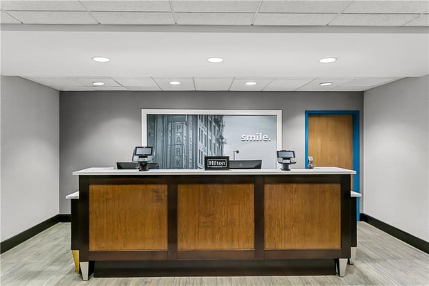 Images Hampton Inn & Suites Baltimore/Woodlawn