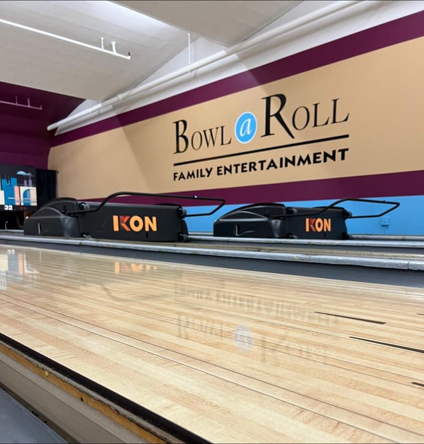 Images Bowl-A-Roll Lanes