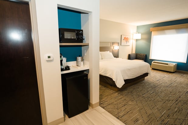 Images Holiday Inn Express & Suites Kodak East-Sevierville by IHG