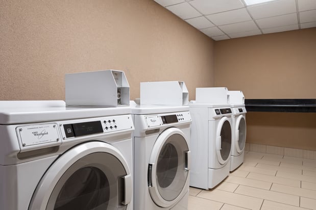 Images Holiday Inn Express & Suites Midwest City by IHG