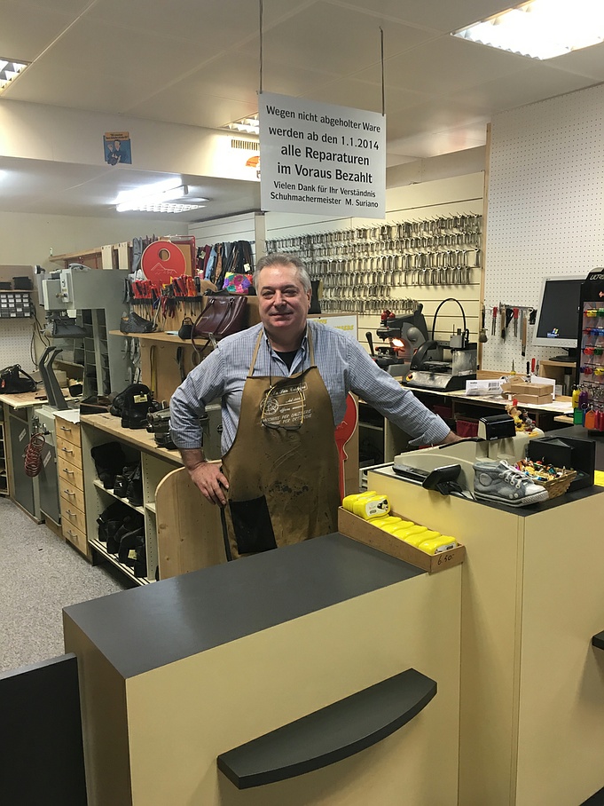 Schuh und Schlüsselservice Suriano, Zürichstrasse 2 in Adliswil