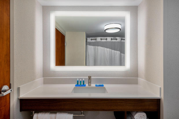 Images Holiday Inn Express Chapel Hill by IHG