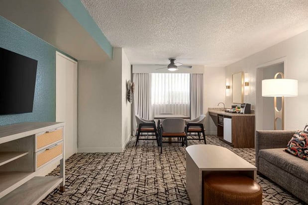 Images Embassy Suites by Hilton Fort Lauderdale 17th Street