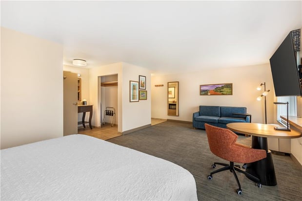 Images Hampton Inn & Suites Moreno Valley