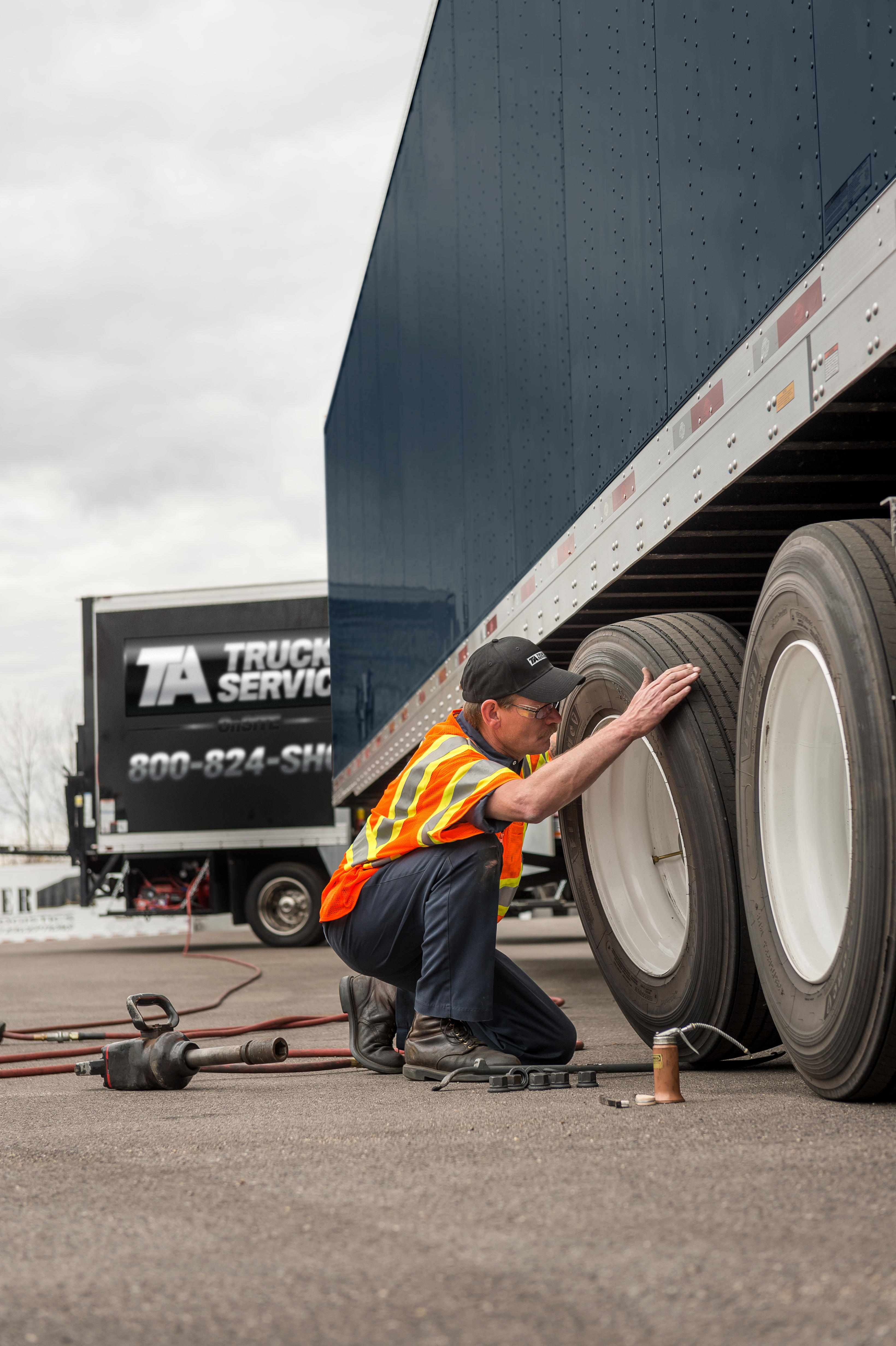 TA Truck Service TechOn-SITE makes managing your fleet's maintenance and repairs easy, by bringing M TA Truck Service Joplin (417)624-3400