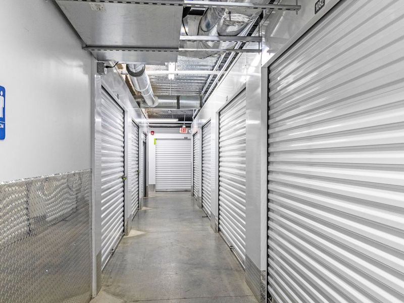 3882_Interior Units 