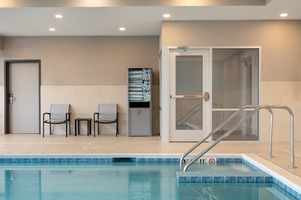 Images avid hotel Oak Creek by IHG