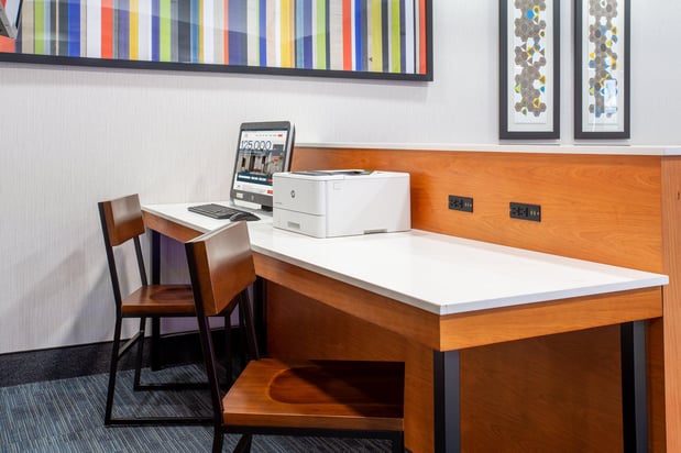 Images Holiday Inn Express & Suites Fort Wayne by IHG