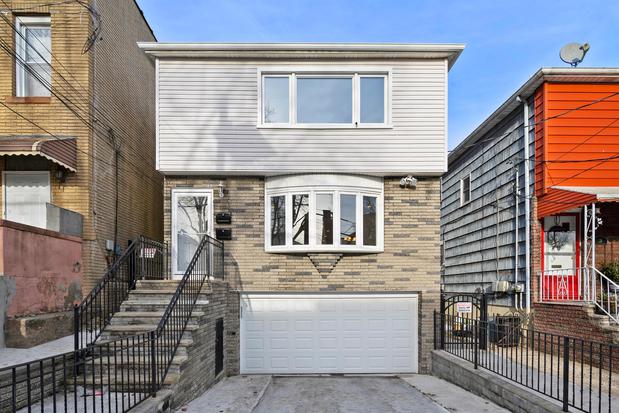 Images Dean Clark Group - EXP Realty