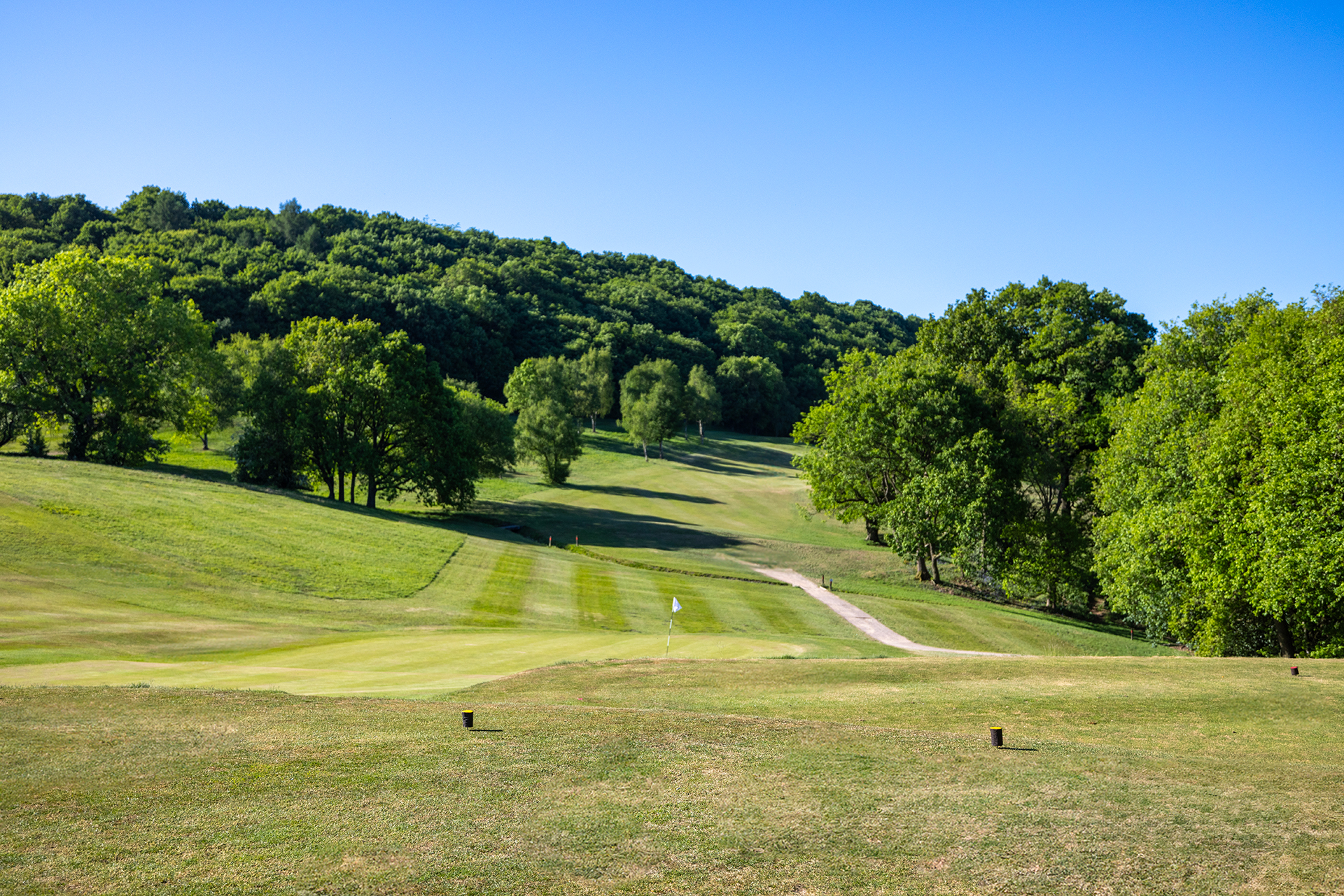 Surrounded by mature woodland and rolling terrain, it offers a tranquil setting with well-maintained fairways and a variety of strategically designed holes. Known for its welcoming atmosphere and beautiful views, it’s a favourite among local golfers and visitors alike.