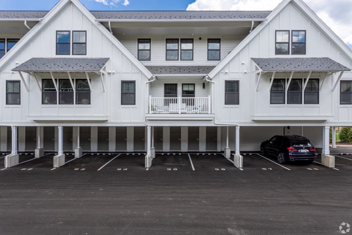 Property Exterior and Carport